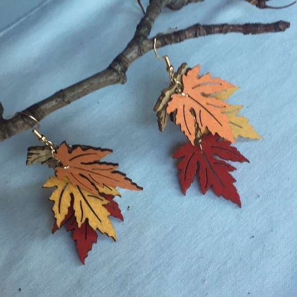 Maple Leaves in Fall Color Dangle Earrings - Picture 8 of 9